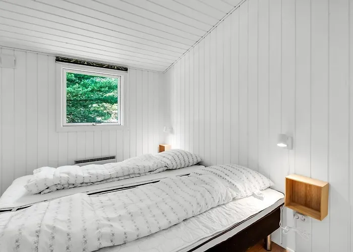 Ferienhaus Roald - 2-2km From The Sea By Interhome